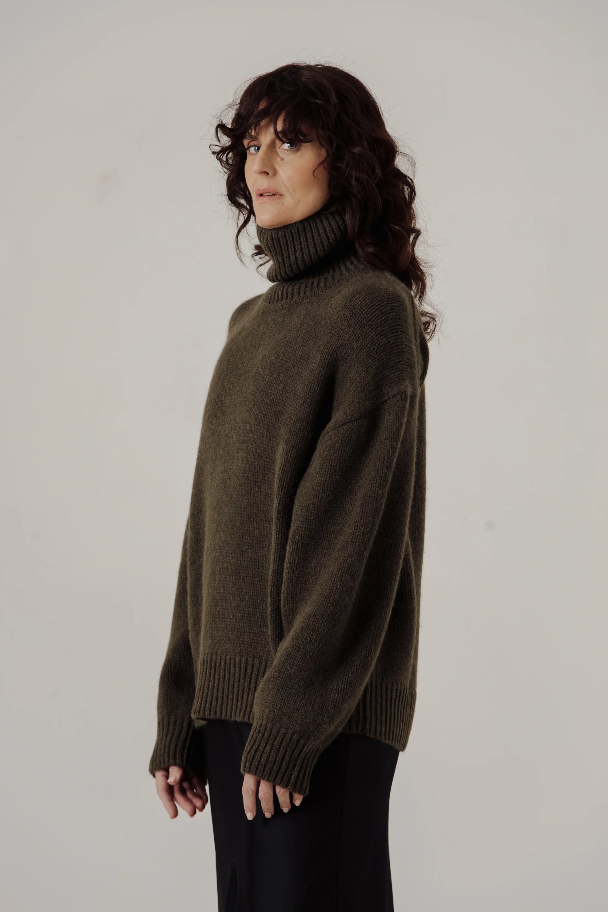 Alpaca Heritage Turtleneck in Dark Olive
