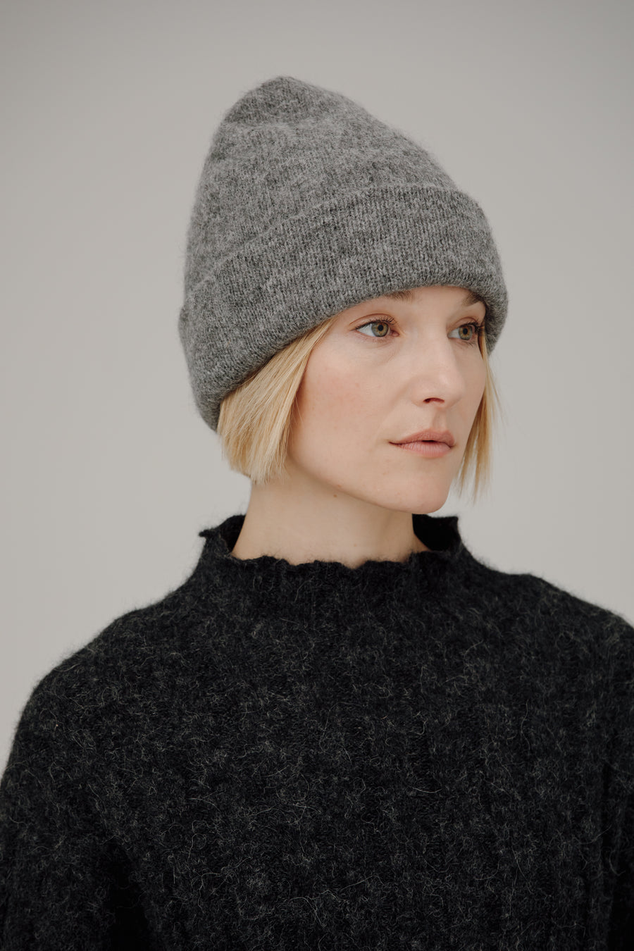 Alpaca Andes Beanie in Grey Melange