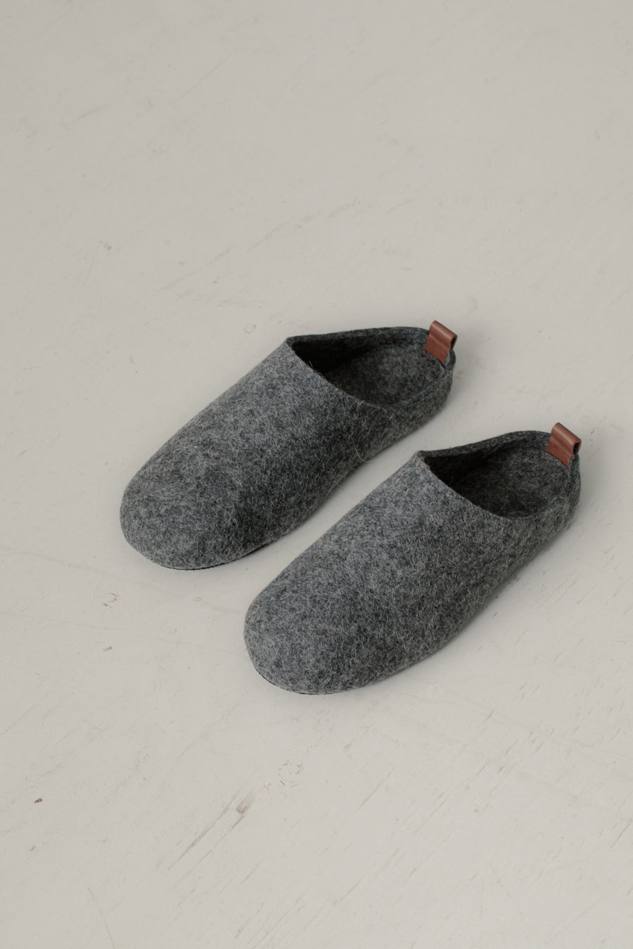 Felted Alpaca Slippers in Charcoal