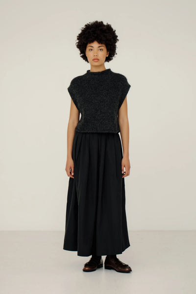 Alpaca Iris Vest in Basalt – Bare Knitwear