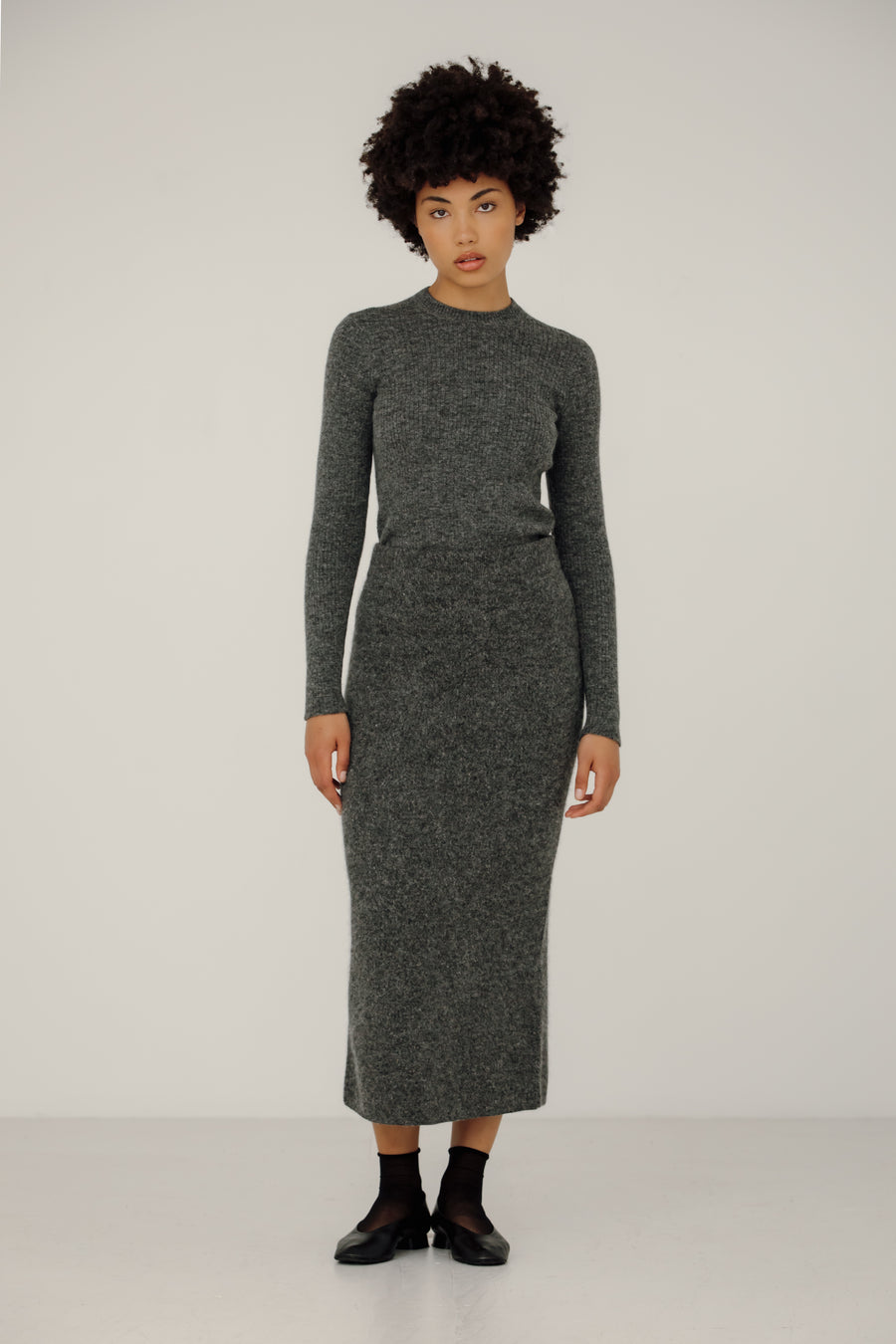 Nora Midi Skirt in Pebble