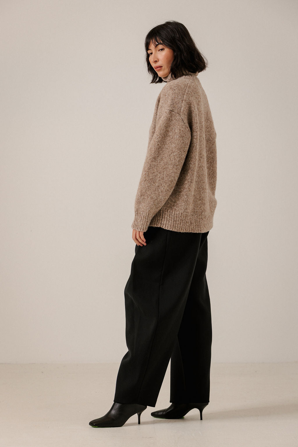 Oversized Alpaca Turtleneck in Dark Fawn