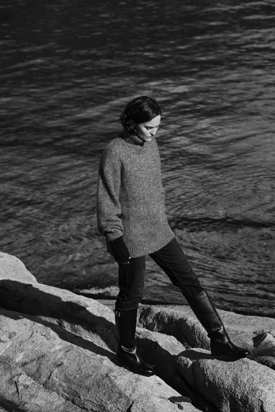 Uma Rollneck in Granite