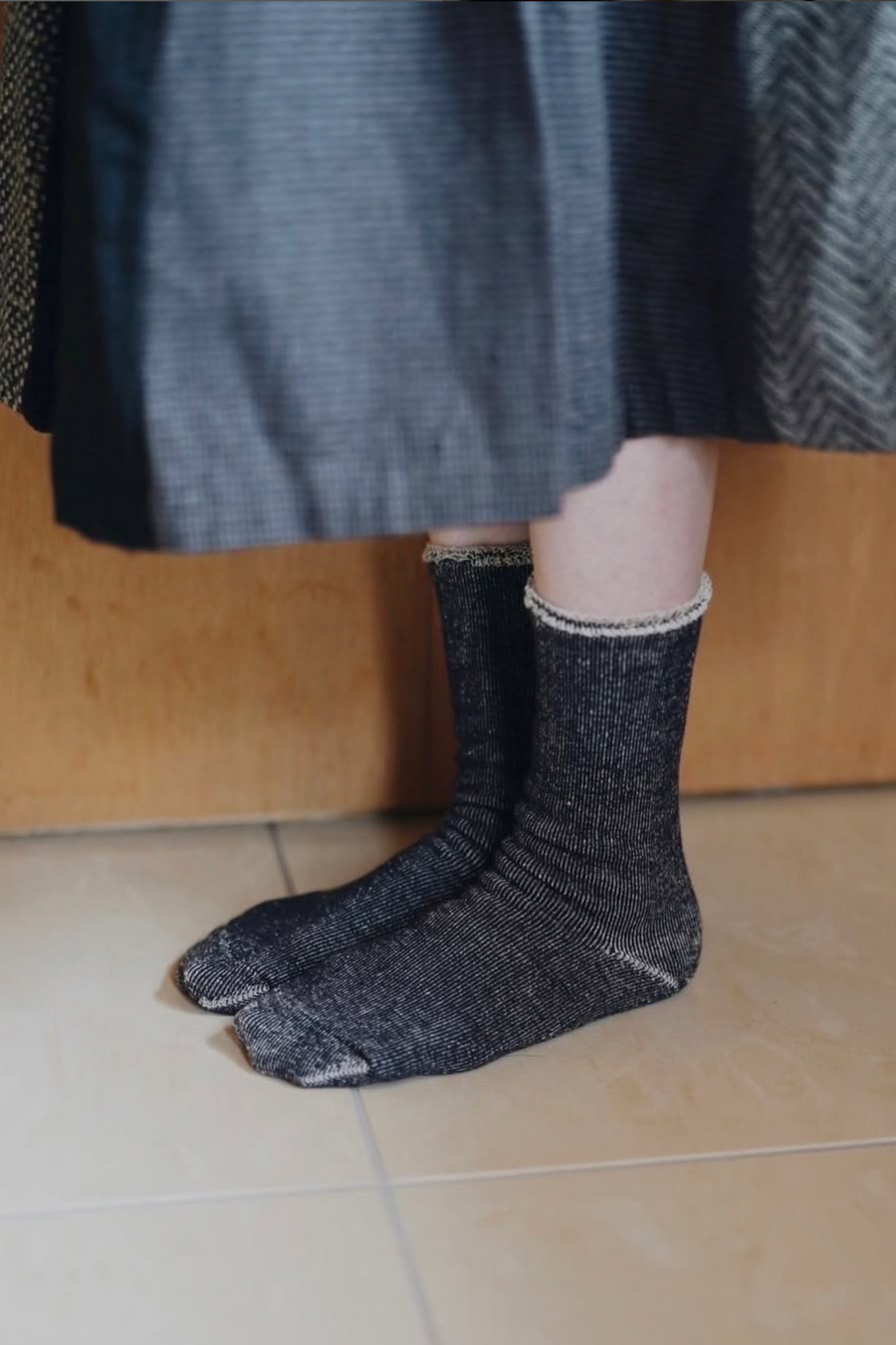 Silk Cotton Lounge Socks in Charcoal